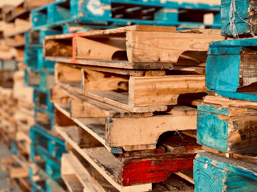 Creando piezas únicas al hacer muebles con materiales reciclados
