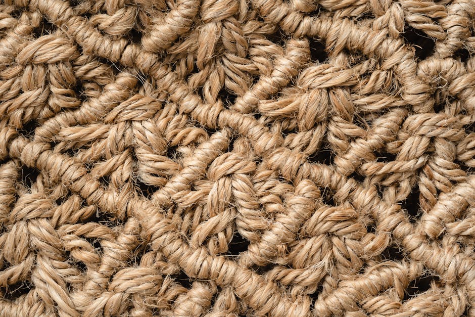 Alfombras de fibras naturales sostenibles en salón moderno